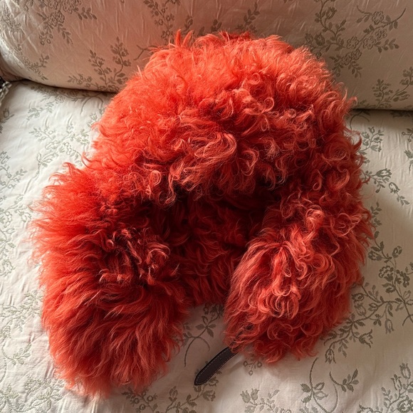 Gucci NWT Orange Shearling Hat Medium 58cm - Picture 3 of 15